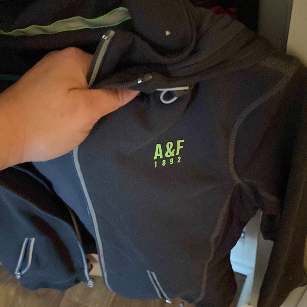 Jacket - Picture 3 of 3